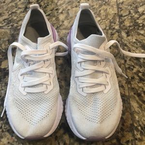 Nike Epic React Flyknit women’s size 9 white/purp